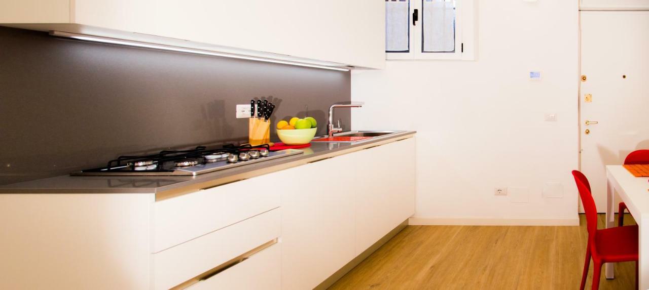P&D Apartments Navigli - Porta Genova Милано Екстериор снимка