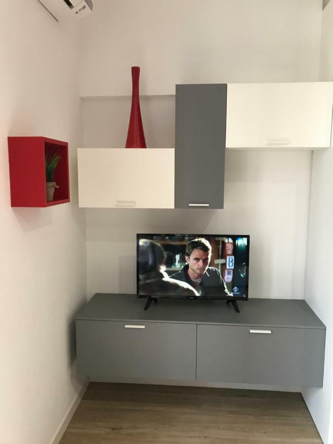 P&D Apartments Navigli - Porta Genova Милано Екстериор снимка